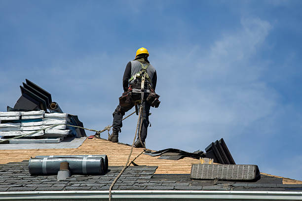 Professional Gutter Installation technician working in Owosso, MI